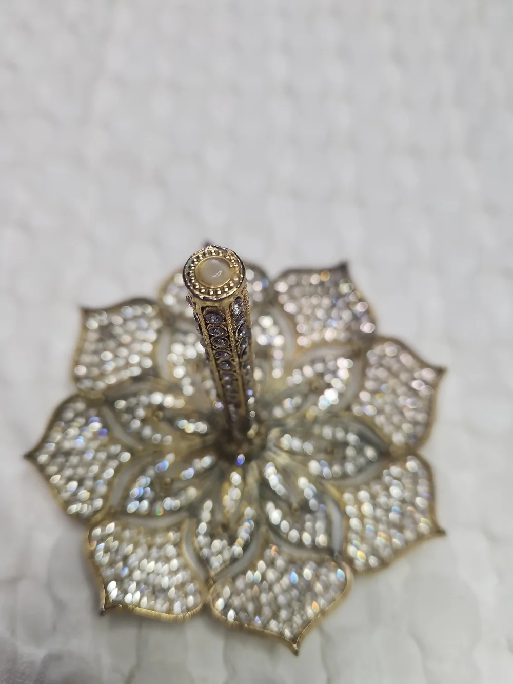 Crystal Lotus Ring Holder - Decorative Jewelry Stand